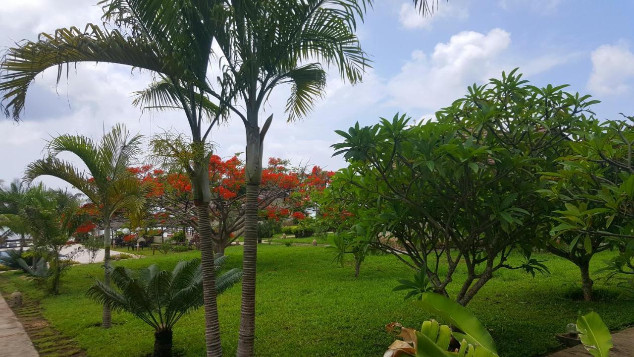 Swahili Beach Resort Zanzibar Dış mekan fotoğraf
